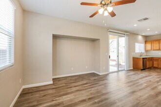 3604 N Porch Swings Way in Las Vegas, NV - Building Photo - Building Photo