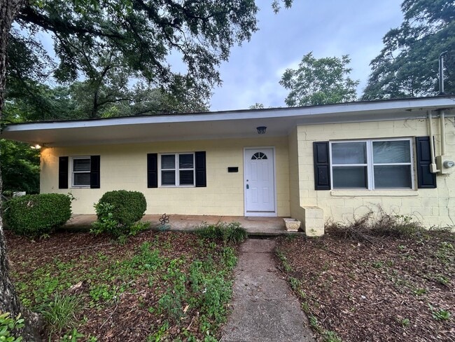 property at 111 Magnolia Dr