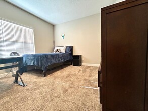 1820 Camino Cantera in Los Lunas, NM - Building Photo - Building Photo