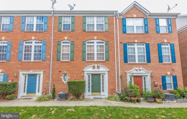 3672 Madison Watch Way, Unit 506301D in Falls Church, VA - Building Photo - Building Photo