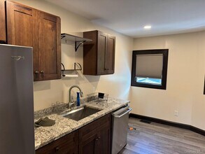 164 Sterling Pl in Amityville, NY - Building Photo - Building Photo