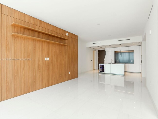 property at 300 Biscayne Blvd