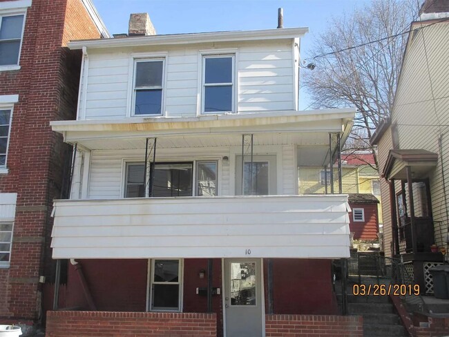 property at 10 Duane St