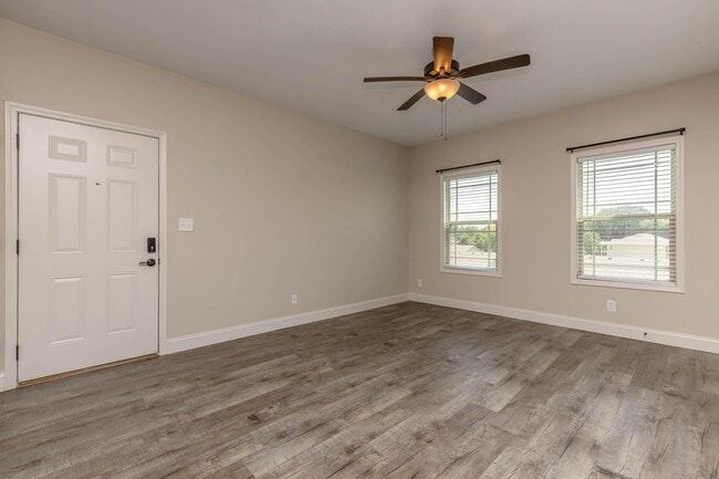 Wynwood Apartments in Clarksville, TN - Building Photo - Building Photo