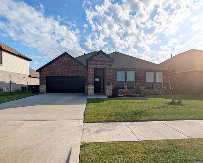 property at 2708 Tracy’s Mnr