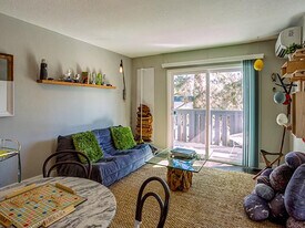 655 S Fair Oaks Ave in Sunnyvale, CA - Building Photo