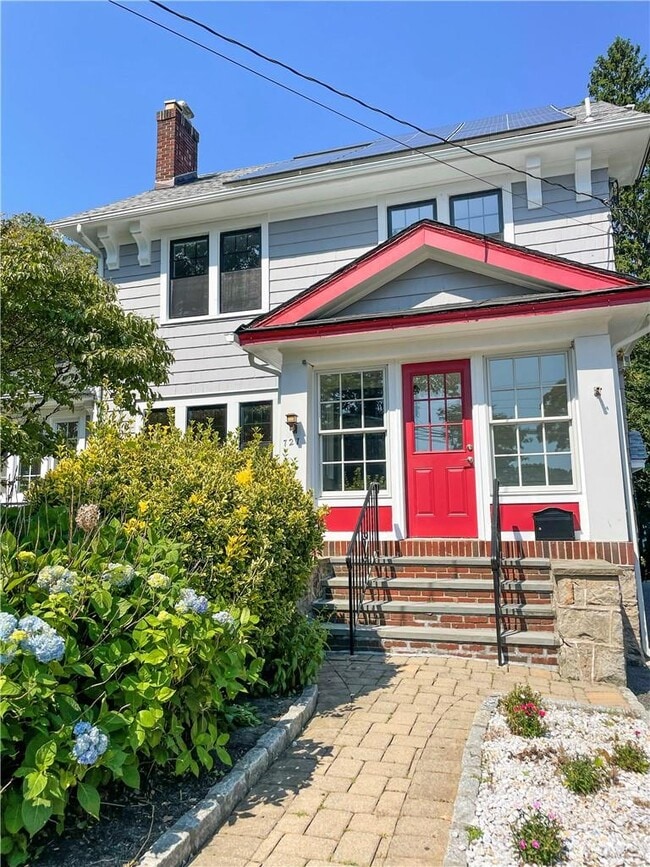 property at 727 Pelhamdale Ave