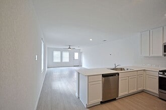 1537 Hummock Steep in New Braunfels, TX - Building Photo - Building Photo