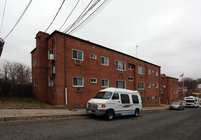 Fitch Apartments in Washington, DC - Building Photo - Building Photo