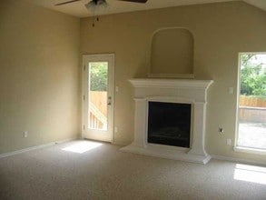 10825 Cap Stone Dr in Austin, TX - Building Photo - Building Photo