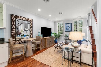75 NE 5th Ave in Delray Beach, FL - Building Photo - Building Photo