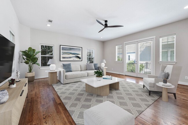 property at 925 W 23rd St