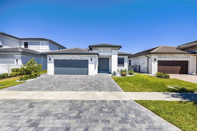 property at 17549 SW 43rd St