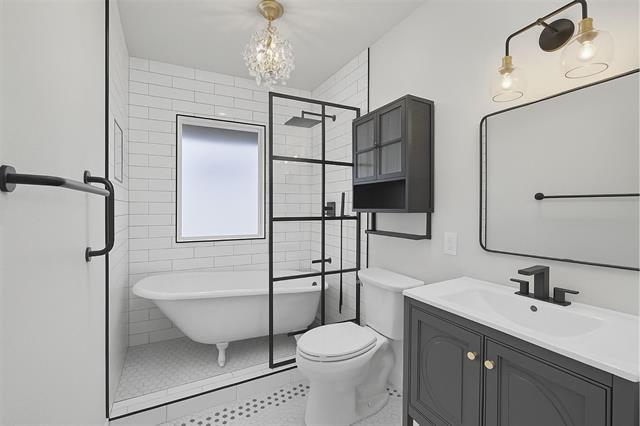 property at 4933 El Campo Ave