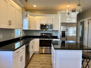 127 Bridge St in Beverly, MA - Building Photo - Building Photo