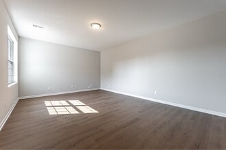 5697 Roy's Ridge in Loves Park, IL - Building Photo - Building Photo