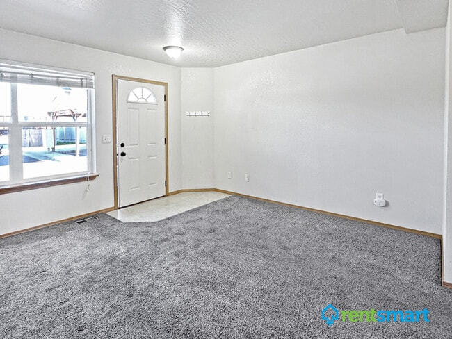 2201 Railroad St W in Missoula, MT - Building Photo - Building Photo