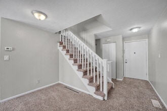 2837 S Lansing Way in Aurora, CO - Building Photo - Building Photo