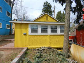 812 Prospect Pl in Manitou Springs, CO - Foto de edificio - Building Photo