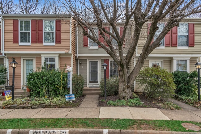 1933 Belmont Ridge Ct