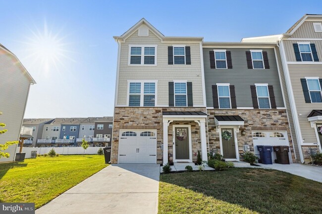 property at 2301 Lamington Ct