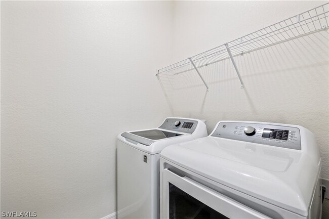 property at 17596 Woodland Ct