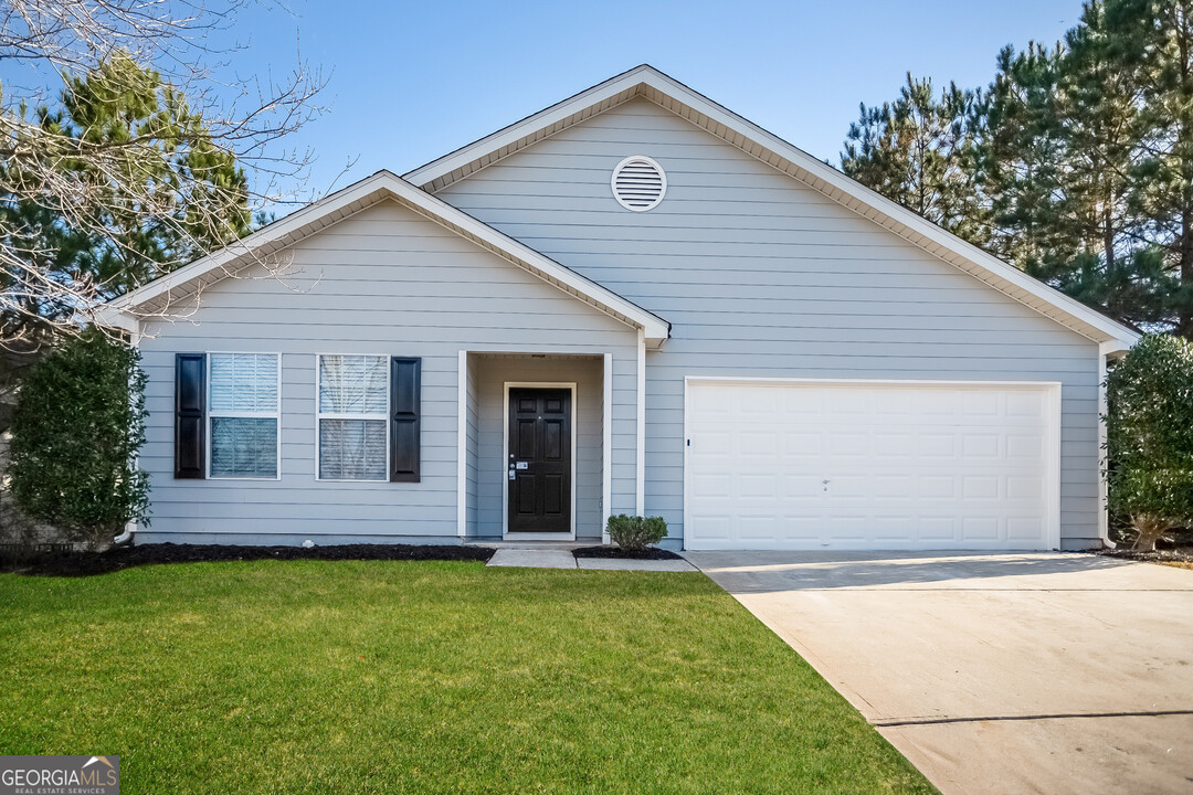 410 Pinevale Ct in College Park, GA - Building Photo