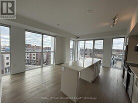 1063 Douglas McCurdy Cmn in Mississauga, ON - Building Photo