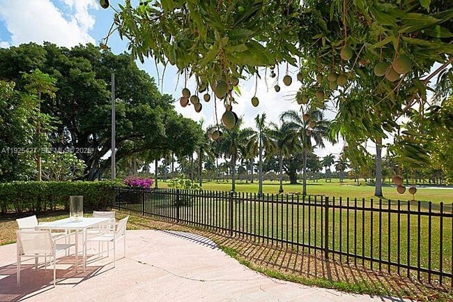 property at 5570 La Gorce Dr