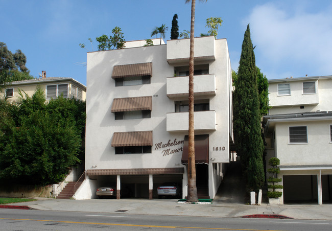 1610 S Beverly Glen Blvd in Los Angeles, CA - Building Photo - Building Photo