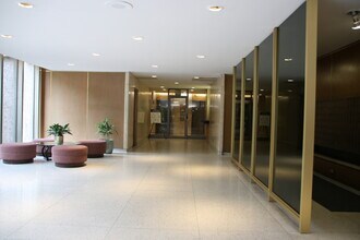 5701 N Sheridan Rd in Chicago, IL - Building Photo - Building Photo