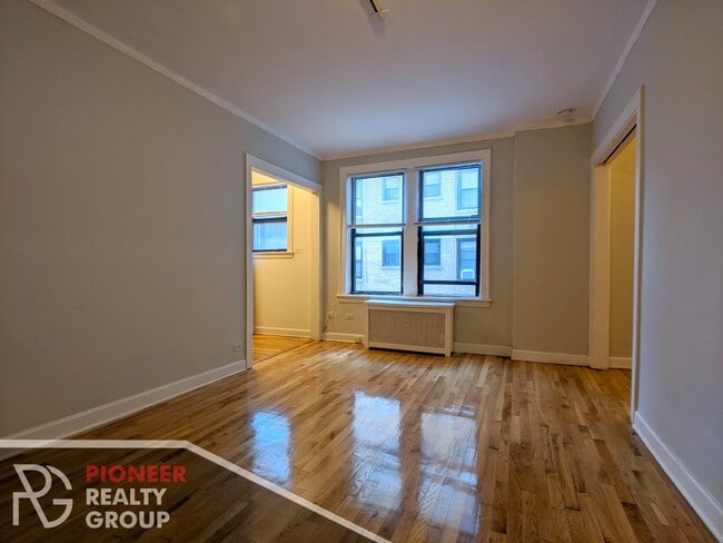 737 W Belmont Ave, Unit 739-206