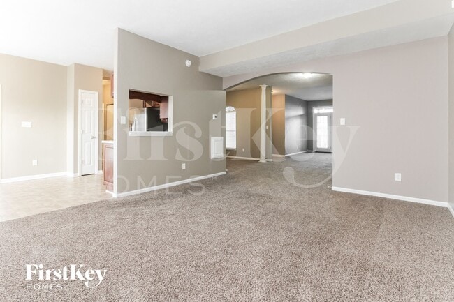 2032 Alysheba Dr in Indianapolis, IN - Building Photo - Building Photo