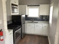 3915 Cotswold St photo'