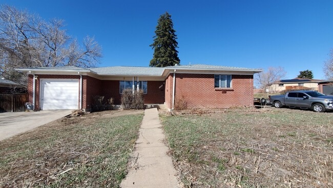 property at 5361 E Jewell Ave