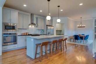 1407 Pillow St in Nashville, TN - Building Photo - Building Photo