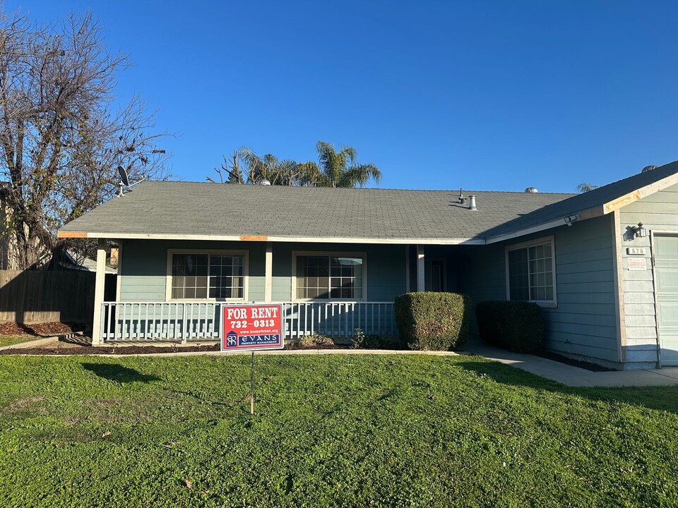 626 San Diego St in Tulare, CA - Building Photo