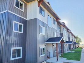 941 Covey Run Rd in Sheridan, WY - Building Photo