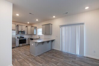 7024 Duncan Acres Dr in Belmont, NC - Building Photo - Building Photo