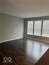 13054 Raritan Dr in Fishers, IN - Building Photo - Building Photo