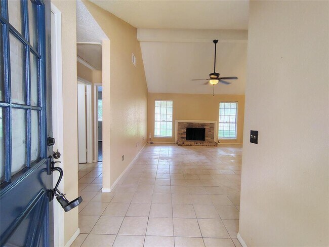 2914 Old Fort Rd in Sugar Land, TX - Foto de edificio - Building Photo