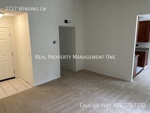 2727 Winding Ln in Antioch, CA - Building Photo - Building Photo