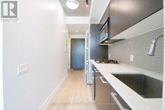 60 Haslett Ave in Toronto, ON - Building Photo - Building Photo