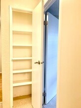 12528 NE 117th Pl in Kirkland, WA - Building Photo - Building Photo