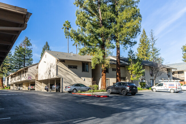 Station West in Walnut Creek, CA - Building Photo - Building Photo