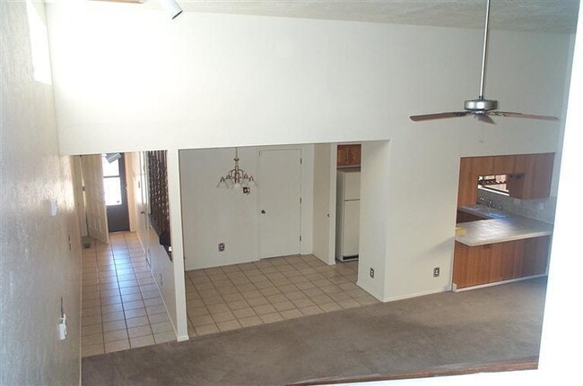 2820 Palo Verde Dr NE in Albuquerque, NM - Building Photo - Building Photo