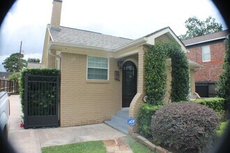 8234 Bonner Dr in Houston, TX - Building Photo - Building Photo