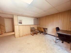 7043 Brocton Ct in Springfield, VA - Foto de edificio - Building Photo