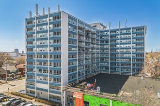 Colonel By Towers in Ottawa, ON - Building Photo - Building Photo