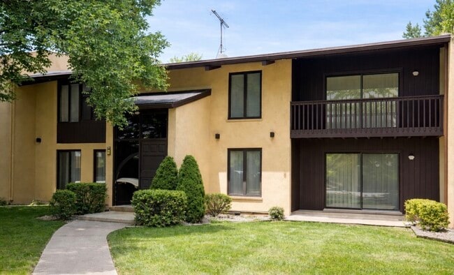 property at 1050 Holbrook Rd